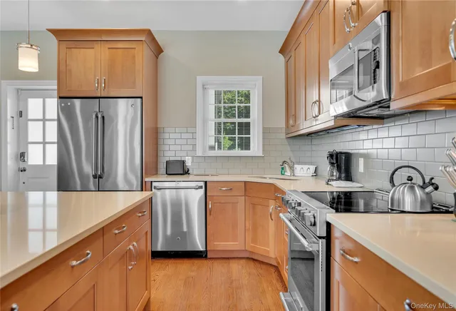 $12,750 | 422 Midland Avenue, Rye, NY 10580