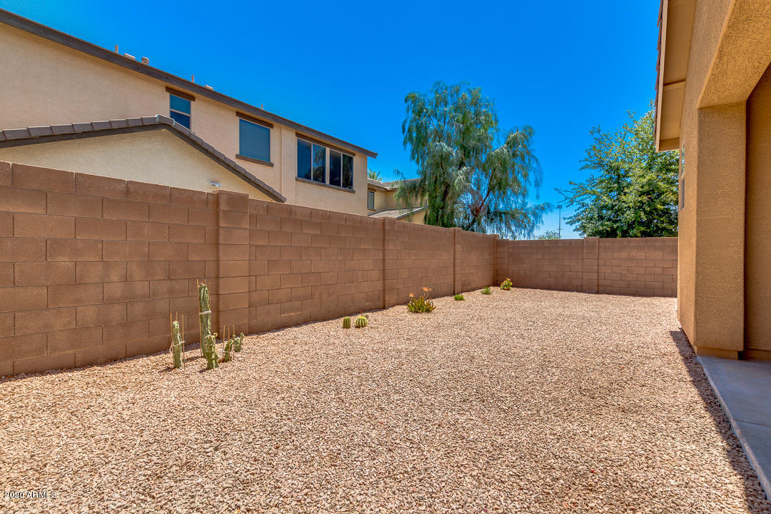 2133 South Martingale Road Gilbert, AZ 85295 - Photo 34 of 54 Low maintenance yard 3