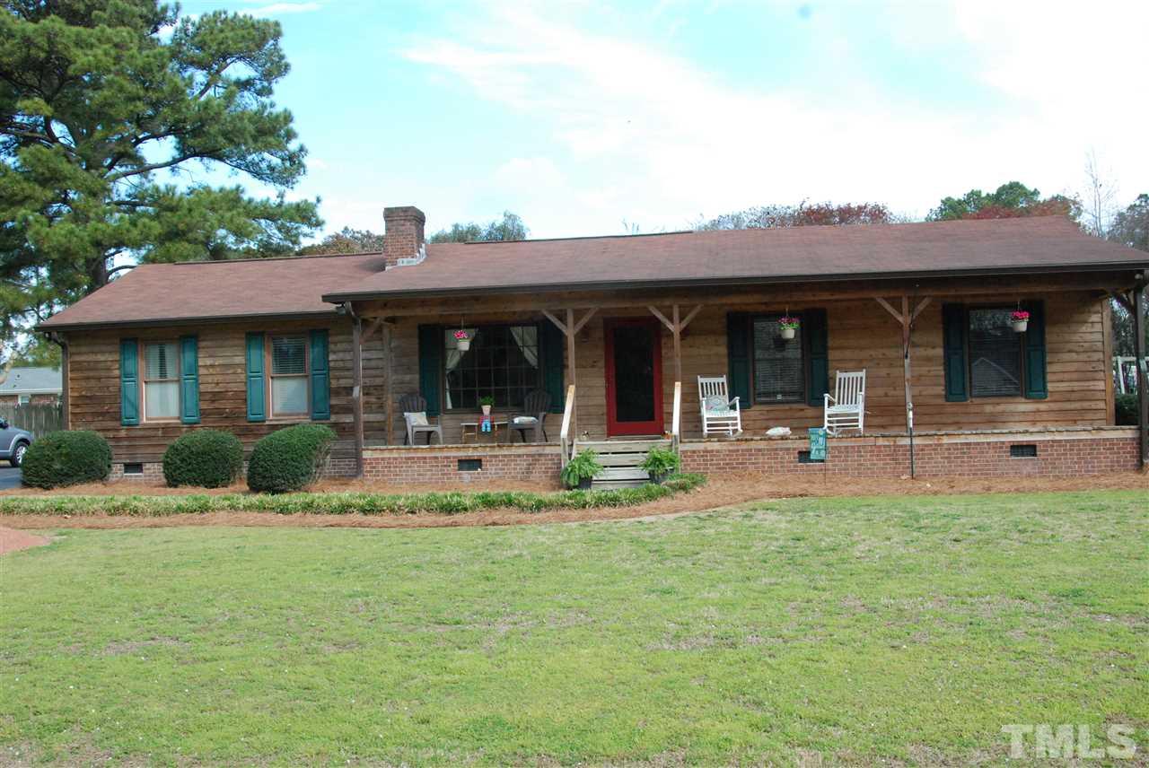 220 Robin Loop Dunn, NC 28334 - Photo 1 of 25 Gallery Image 1