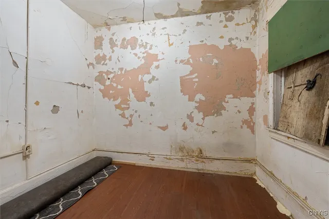 $400,000 | 318 East Division Street, Syracuse, NY 13208