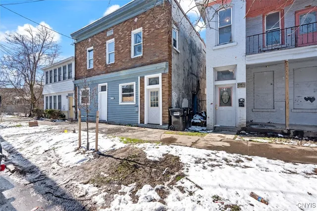 $400,000 | 318 East Division Street, Syracuse, NY 13208