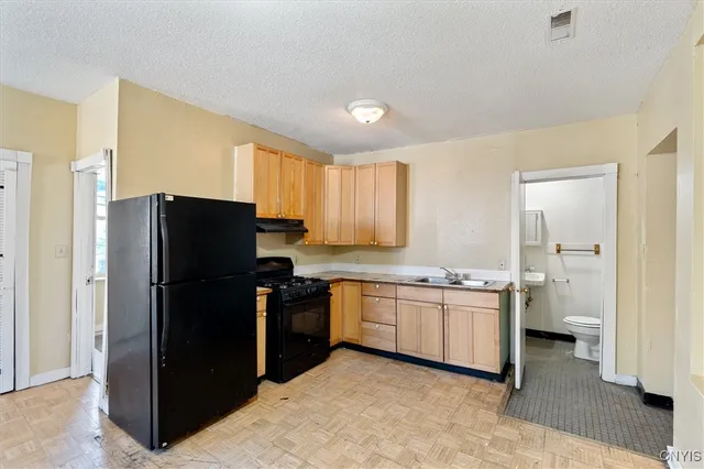 $400,000 | 318 East Division Street, Syracuse, NY 13208