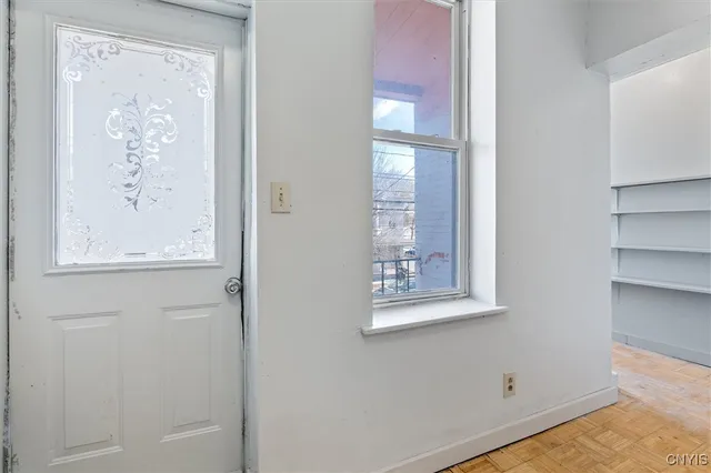 $400,000 | 318 East Division Street, Syracuse, NY 13208