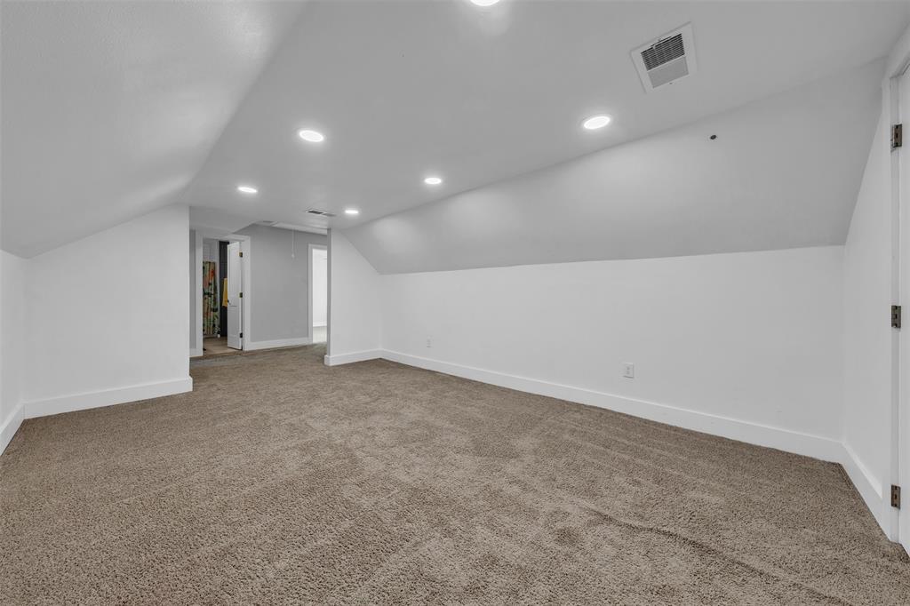 3837 Kimball Ridge Drive Dallas, TX 75233 - Photo 19 of 40 a view of an empty room