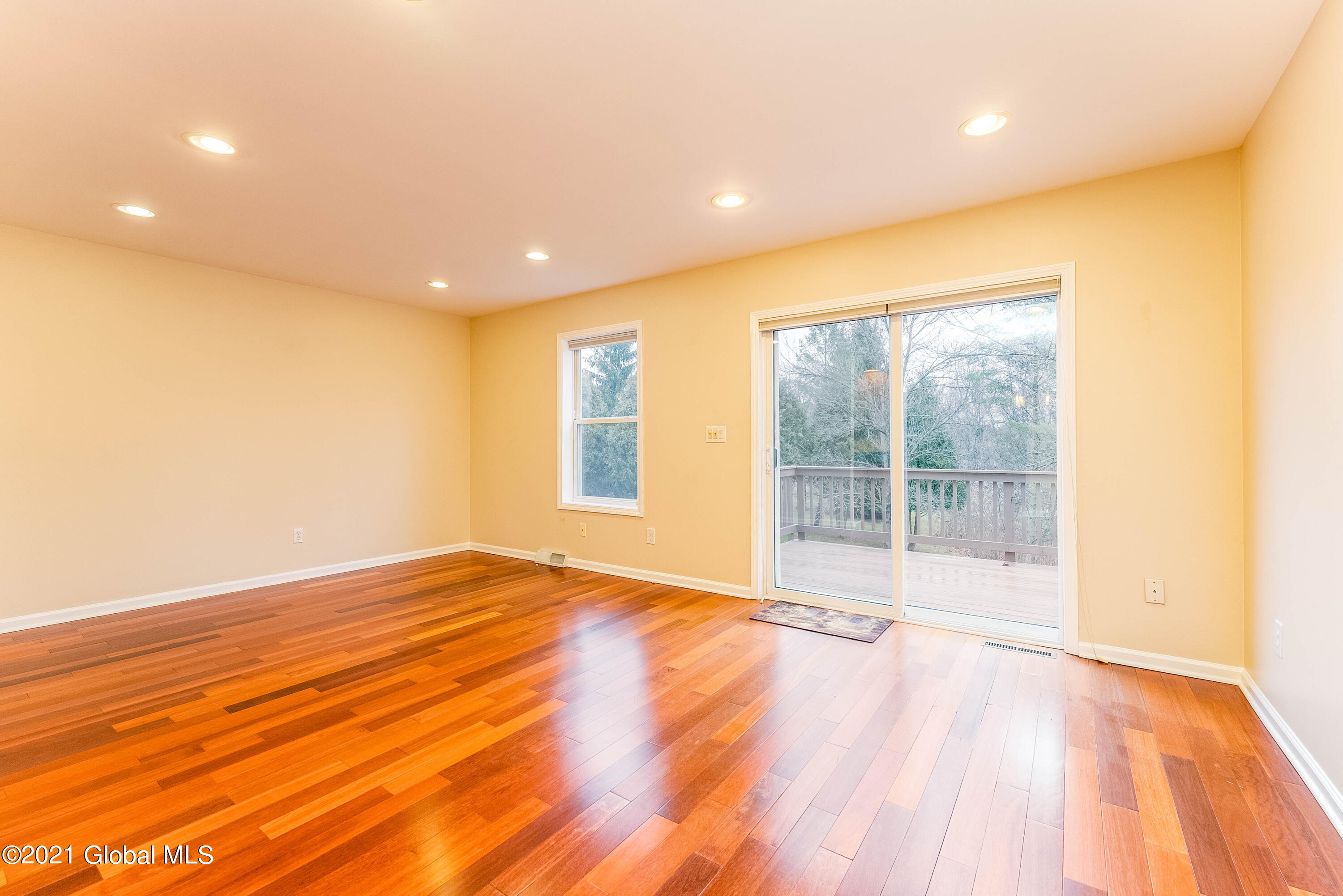 123 Harvard Road Watervliet, NY 12189 - Photo 8 of 40 DSC08258-Edit
