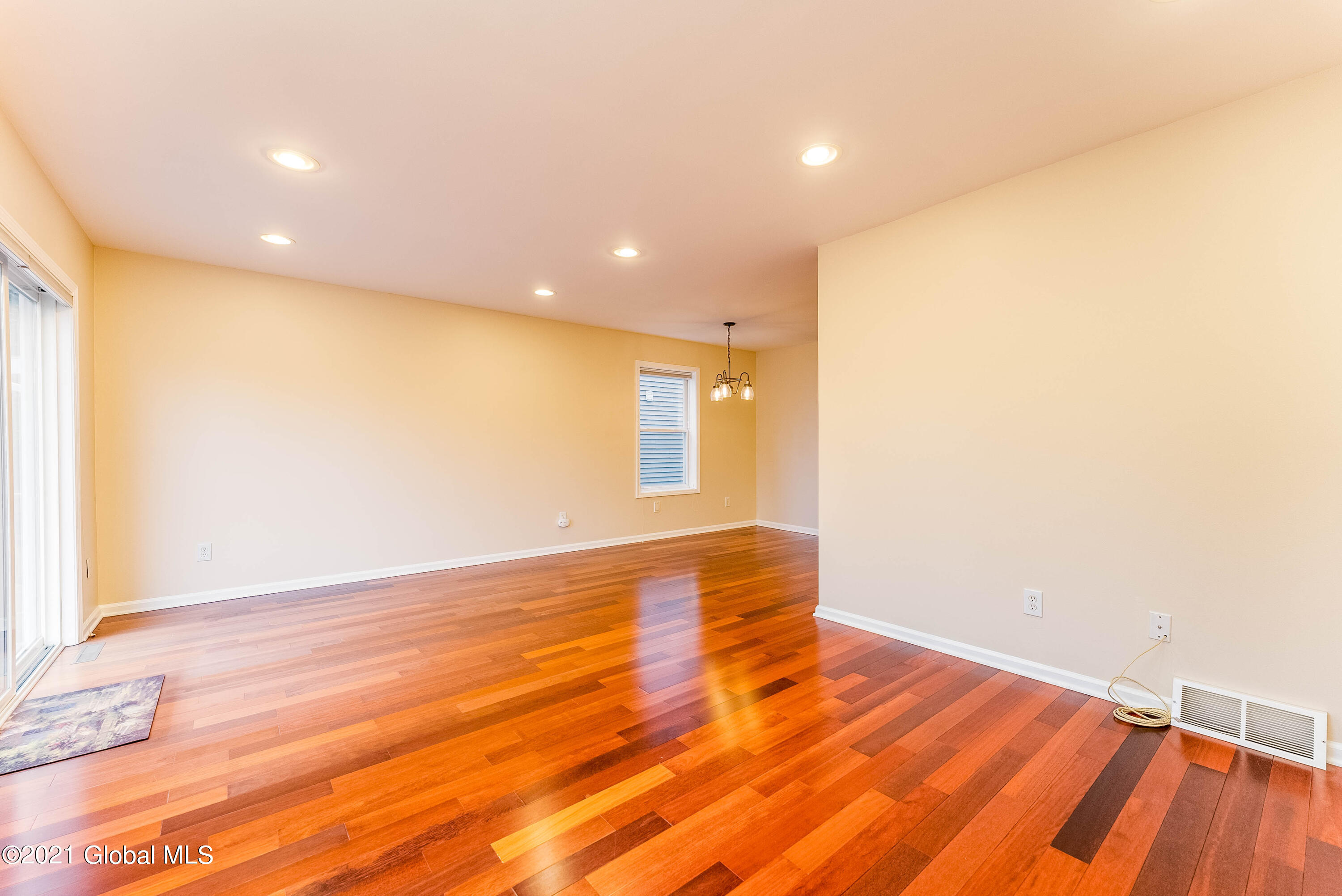 123 Harvard Road Watervliet, NY 12189 - Photo 9 of 40 DSC08261-Edit