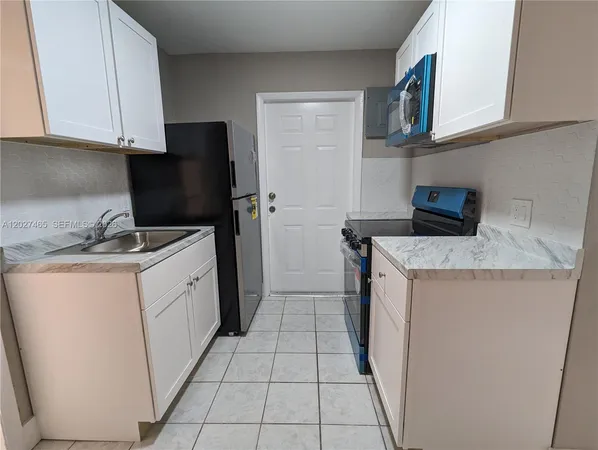 $1,450 | 987 Northeast 131st Street, Unit 4, North Miami, FL 33161