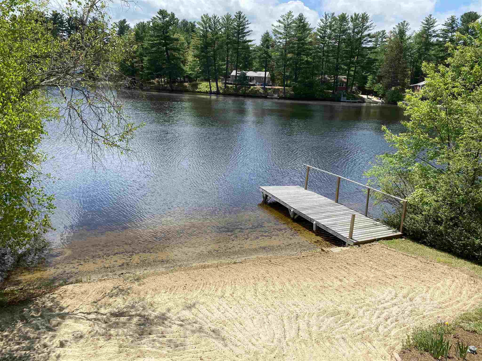 45 Daniels Road Weare, NH 03281 - Photo 3 of 37