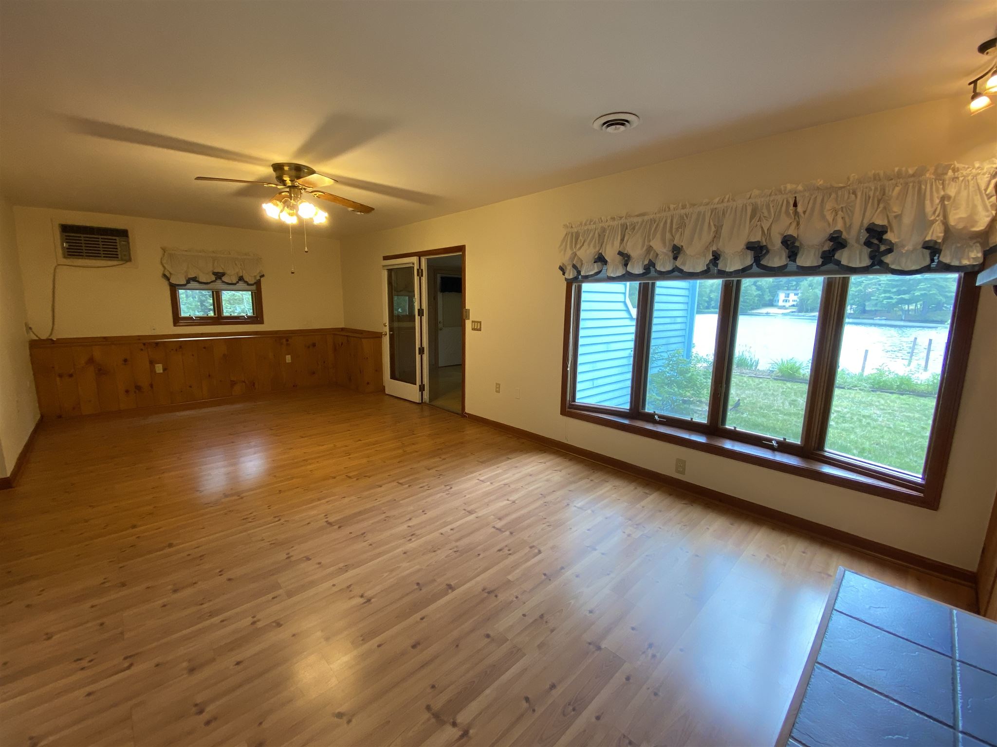 45 Daniels Road Weare, NH 03281 - Photo 23 of 37