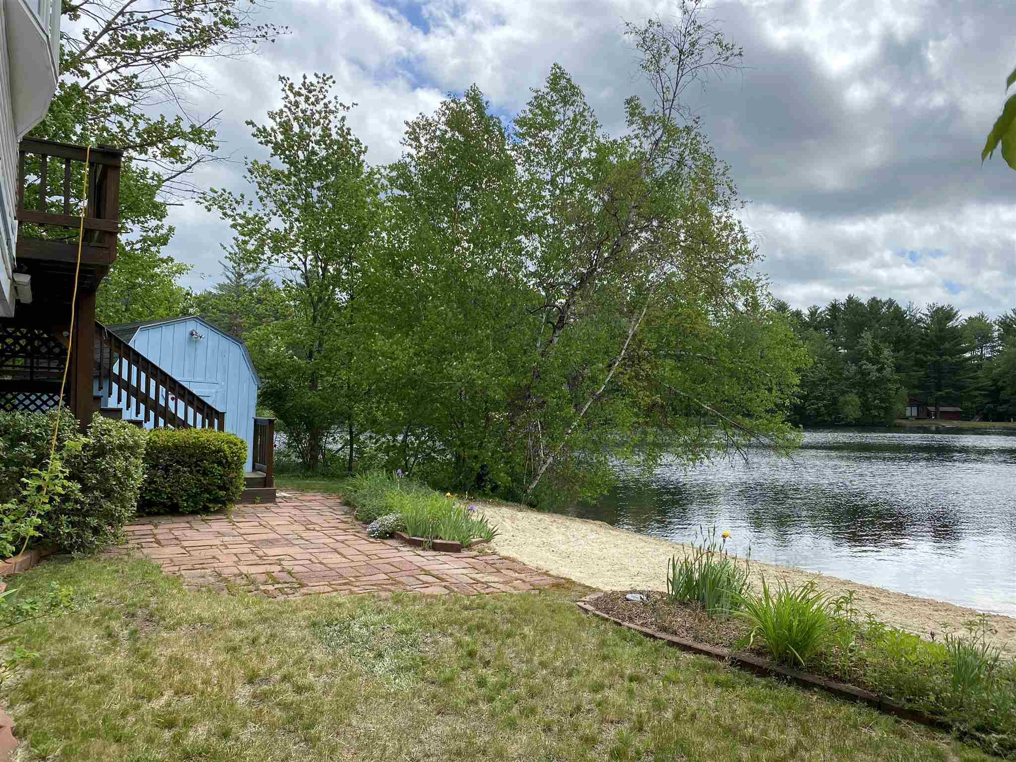 45 Daniels Road Weare, NH 03281 - Photo 4 of 37