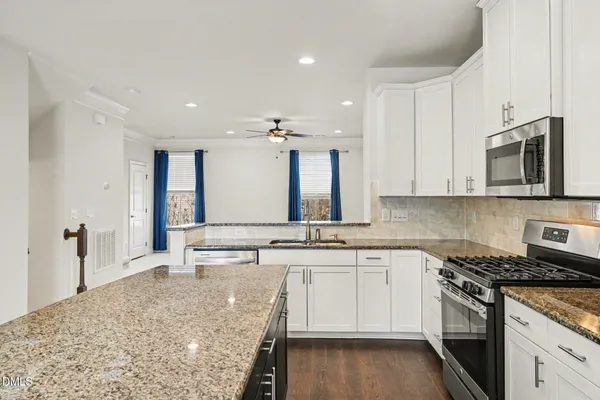$475,000 | 2007 Ackerman Hill Drive, Apex, NC 27502