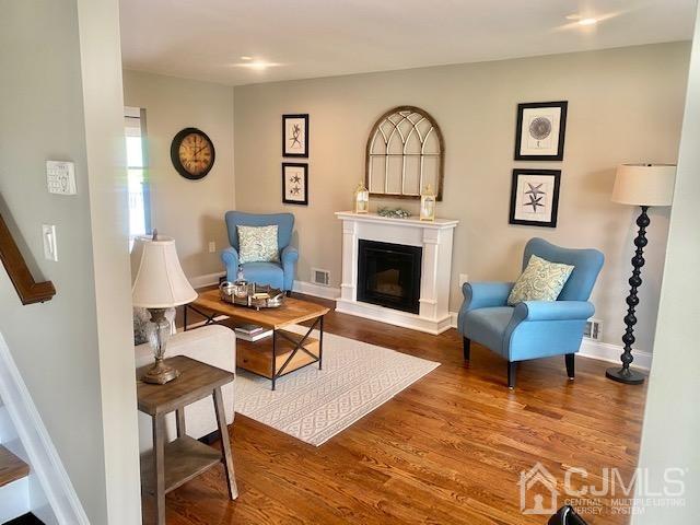 75 Deerfield Road East Brunswick, NJ 08816 - Photo 3 of 27 Gallery Image 3