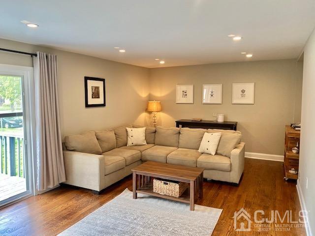 75 Deerfield Road East Brunswick, NJ 08816 - Photo 5 of 27 Gallery Image 5