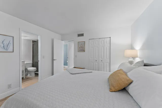 $337,900 | 1605 Highway 1, Unit V1104, Jupiter, FL 33477