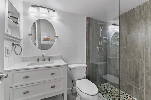 $337,900 | 1605 Highway 1, Unit V1104, Jupiter, FL 33477