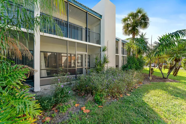 $337,900 | 1605 Highway 1, Unit V1104, Jupiter, FL 33477