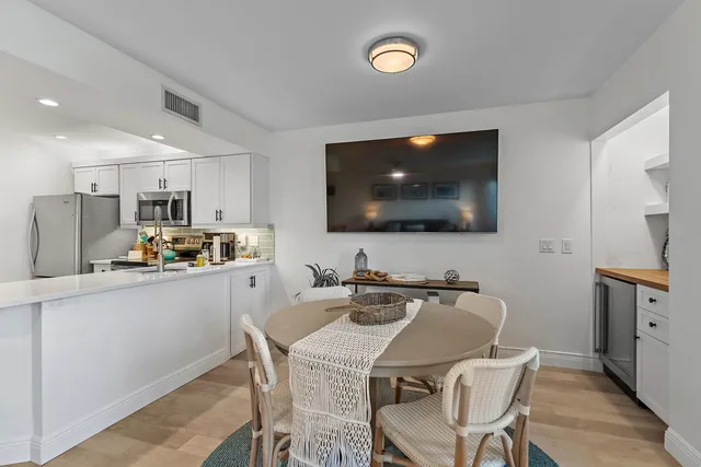 $337,900 | 1605 Highway 1, Unit V1104, Jupiter, FL 33477