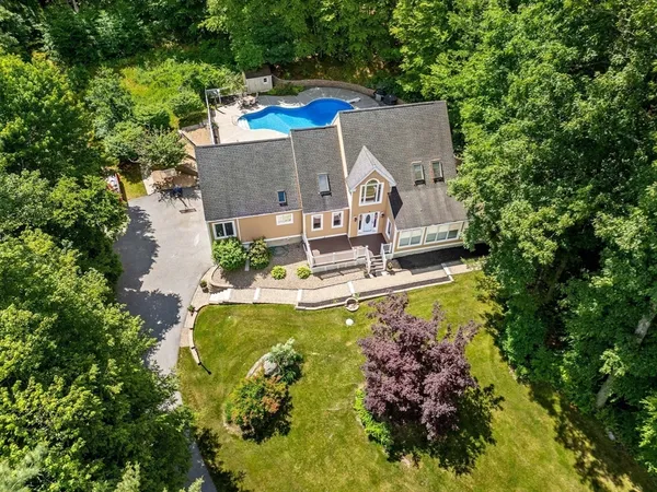 $1,400,000 | 9 Abby Road, Westford, MA 01886