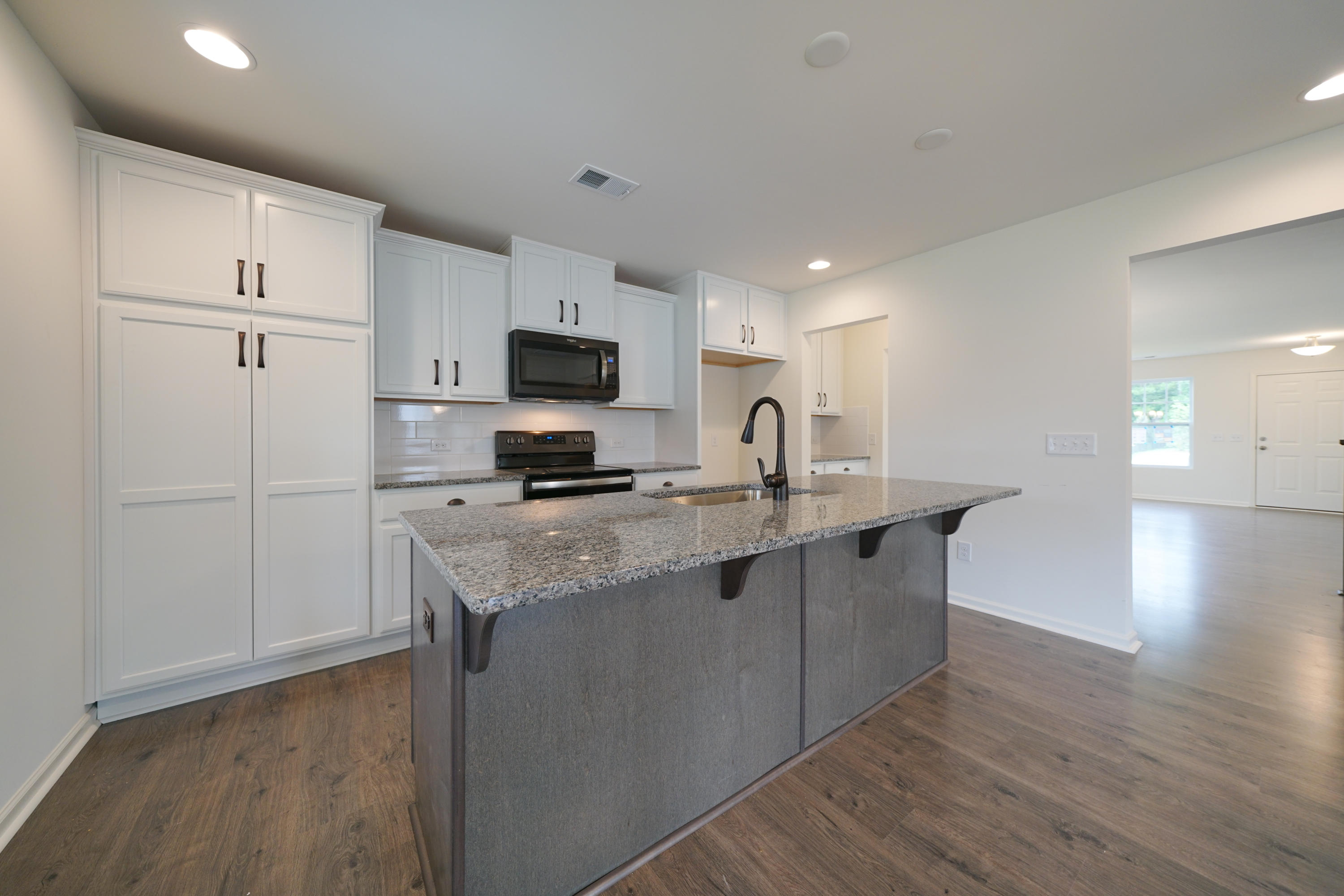 113 Rockingham Way, Unit 54 Moncks Corner, SC 29461 - Photo 13 of 37 24