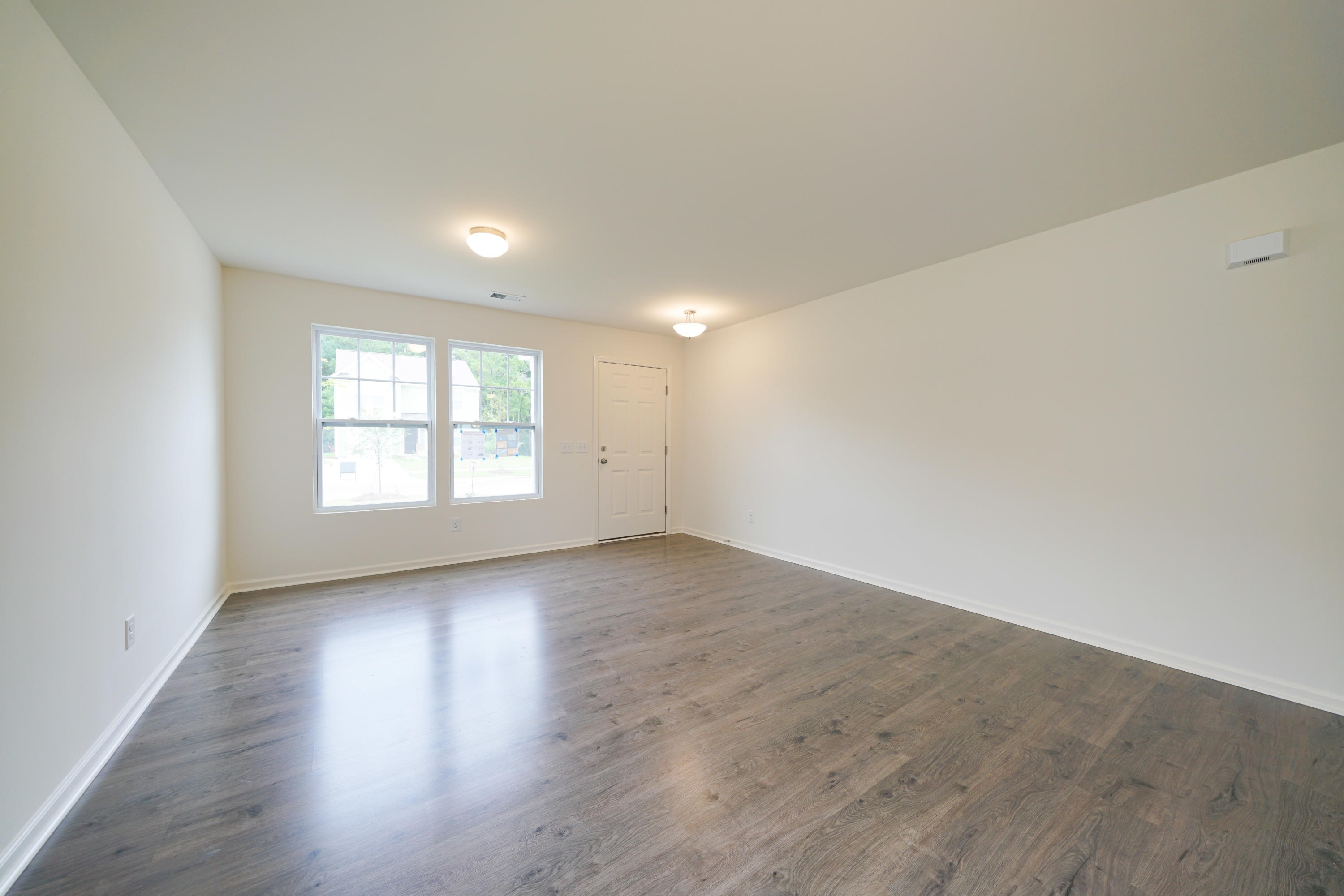 113 Rockingham Way, Unit 54 Moncks Corner, SC 29461 - Photo 4 of 37 7