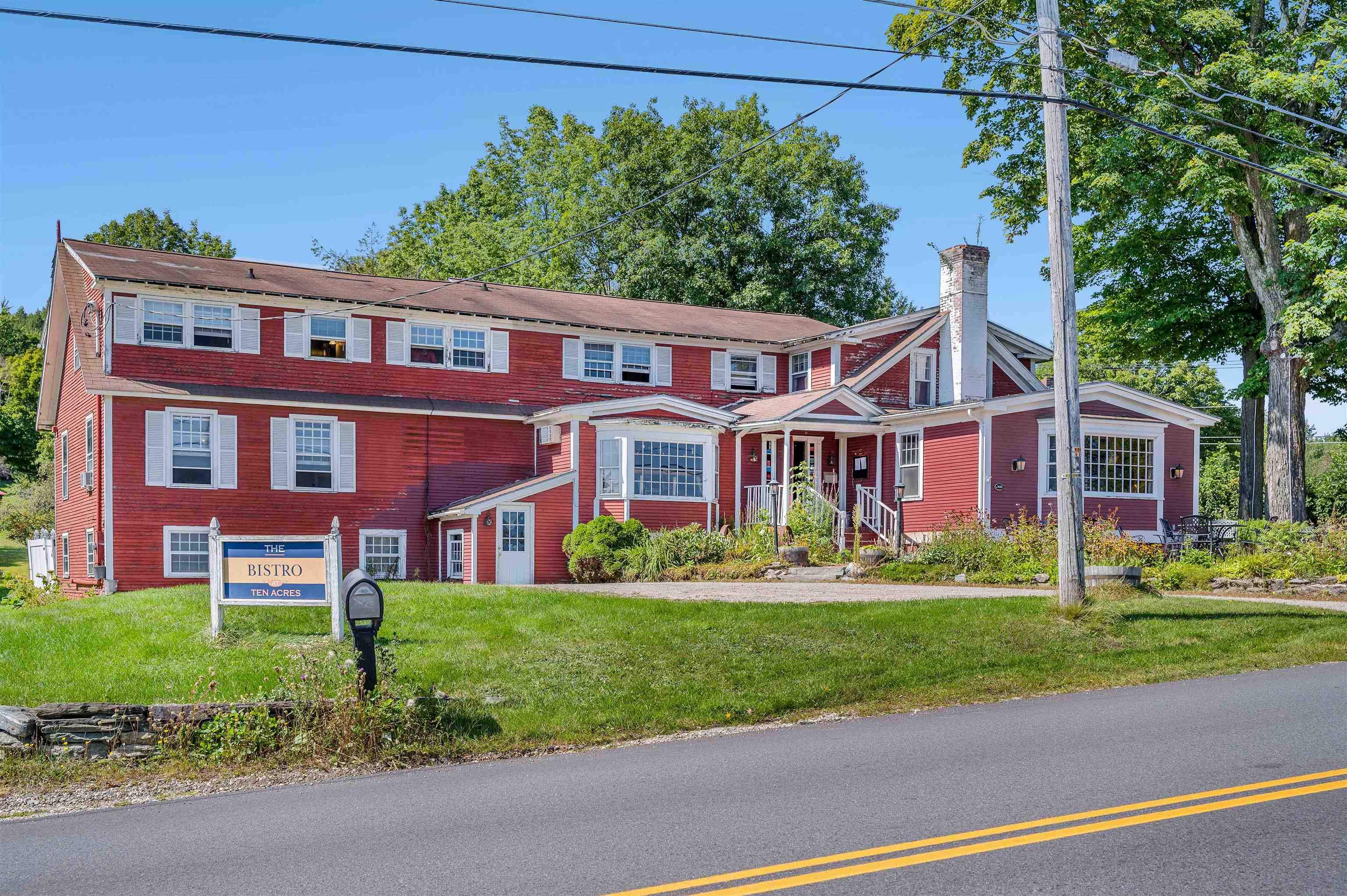 14 Barrows Road Stowe, VT 05672 - Photo 3 of 55