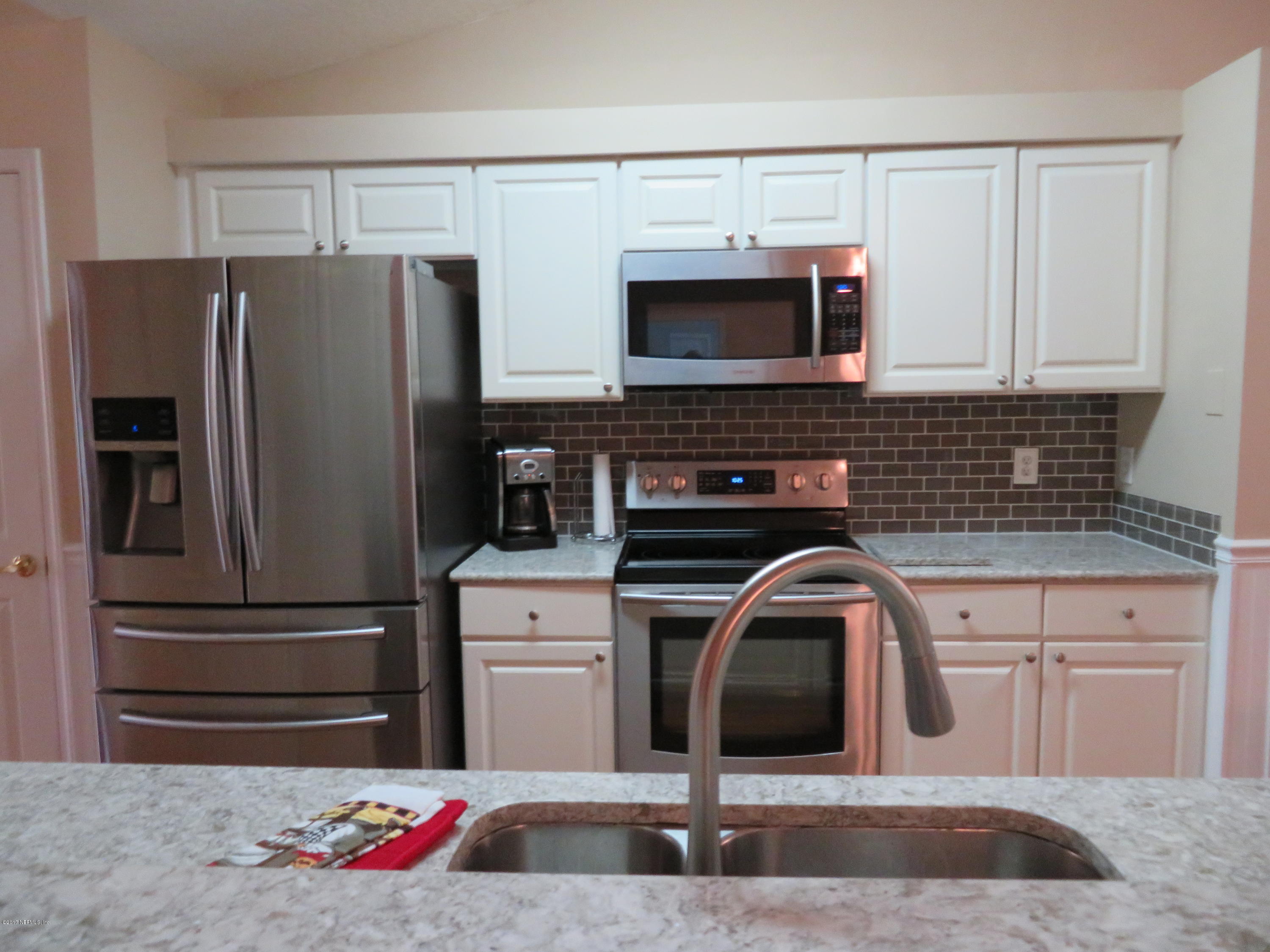 1824 Old Fleming Grove Road Fleming Island, FL 32003 - Photo 11 of 31 KITCHEN 3