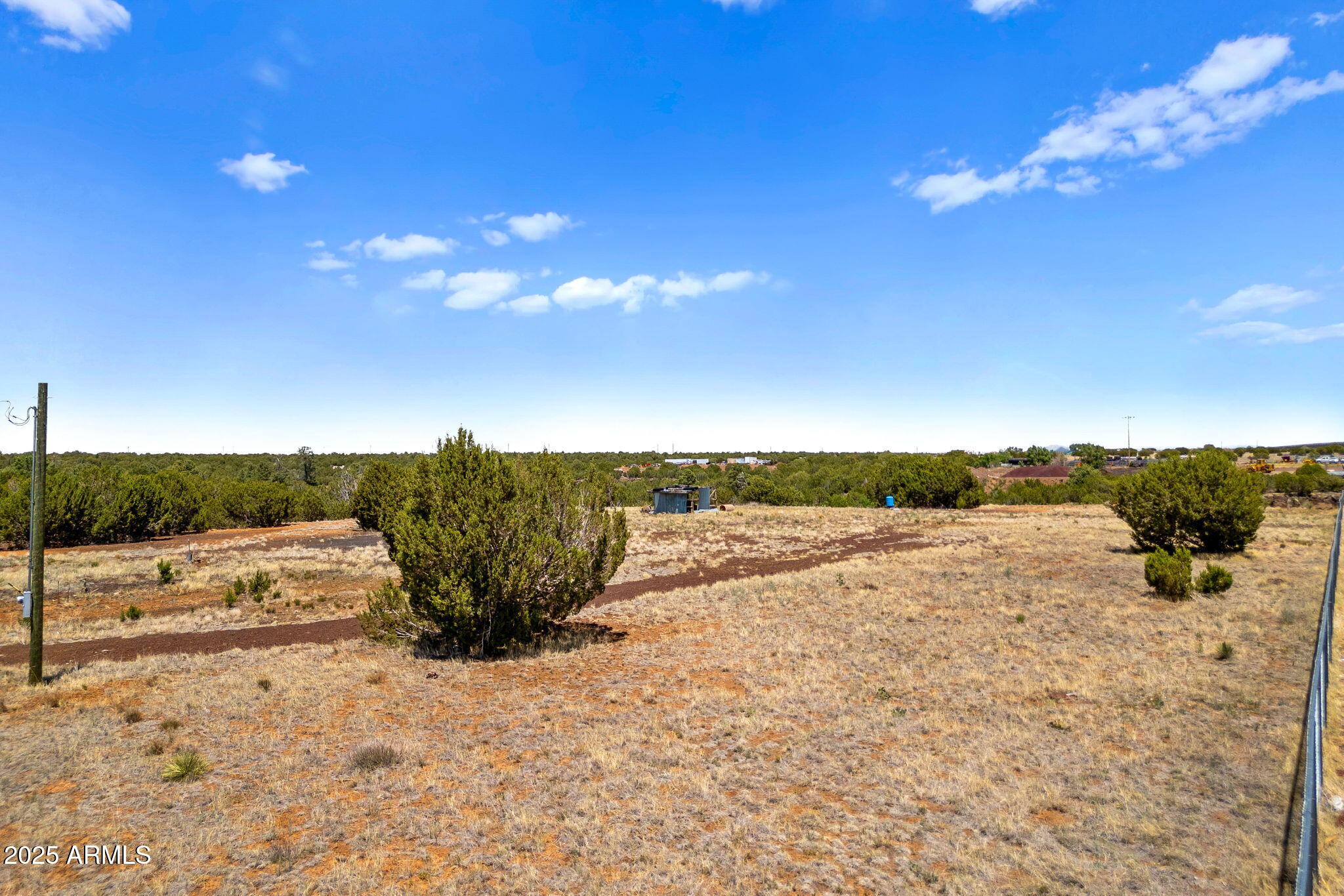 2101 North 6th Street, Unit 68 Show Low, AZ 85901 - Photo 2 of 17 a view of a terrace space