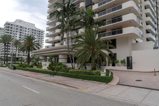 $950,000 | 5757 Collins Avenue, Unit 1604, Miami Beach, FL 33140