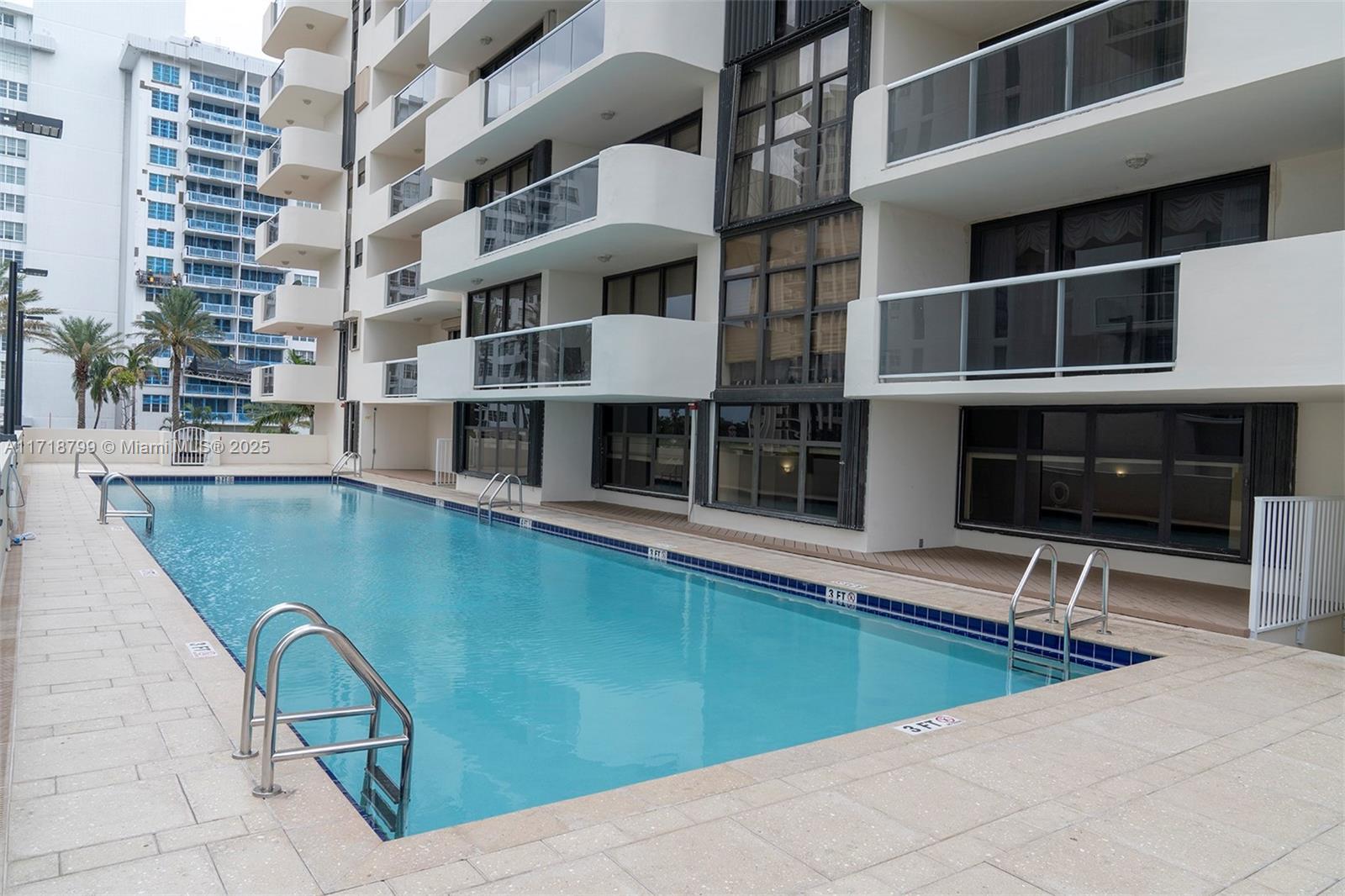 5757 Collins Avenue, Unit 1604 Miami Beach, FL 33140 - Photo 9 of 57 Lap Pool