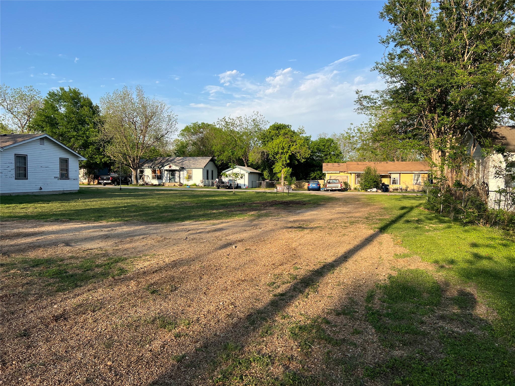 504 Alva Street Thrall, TX 76578 - Photo 3 of 6 a view of a park that has a large tree
