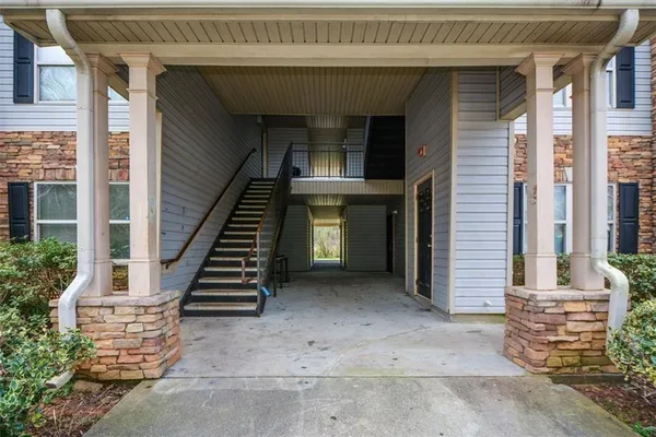 $120,000 | 4101 Fairington Club Drive, Unit 4101, Lithonia, GA 30038