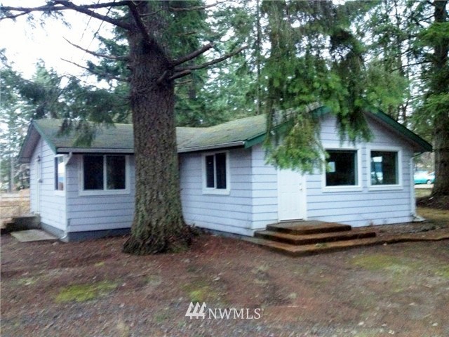 5845 Southwest Old Clifton Road Port Orchard, WA 98367 - Photo 1 of 9 Gallery Image 1