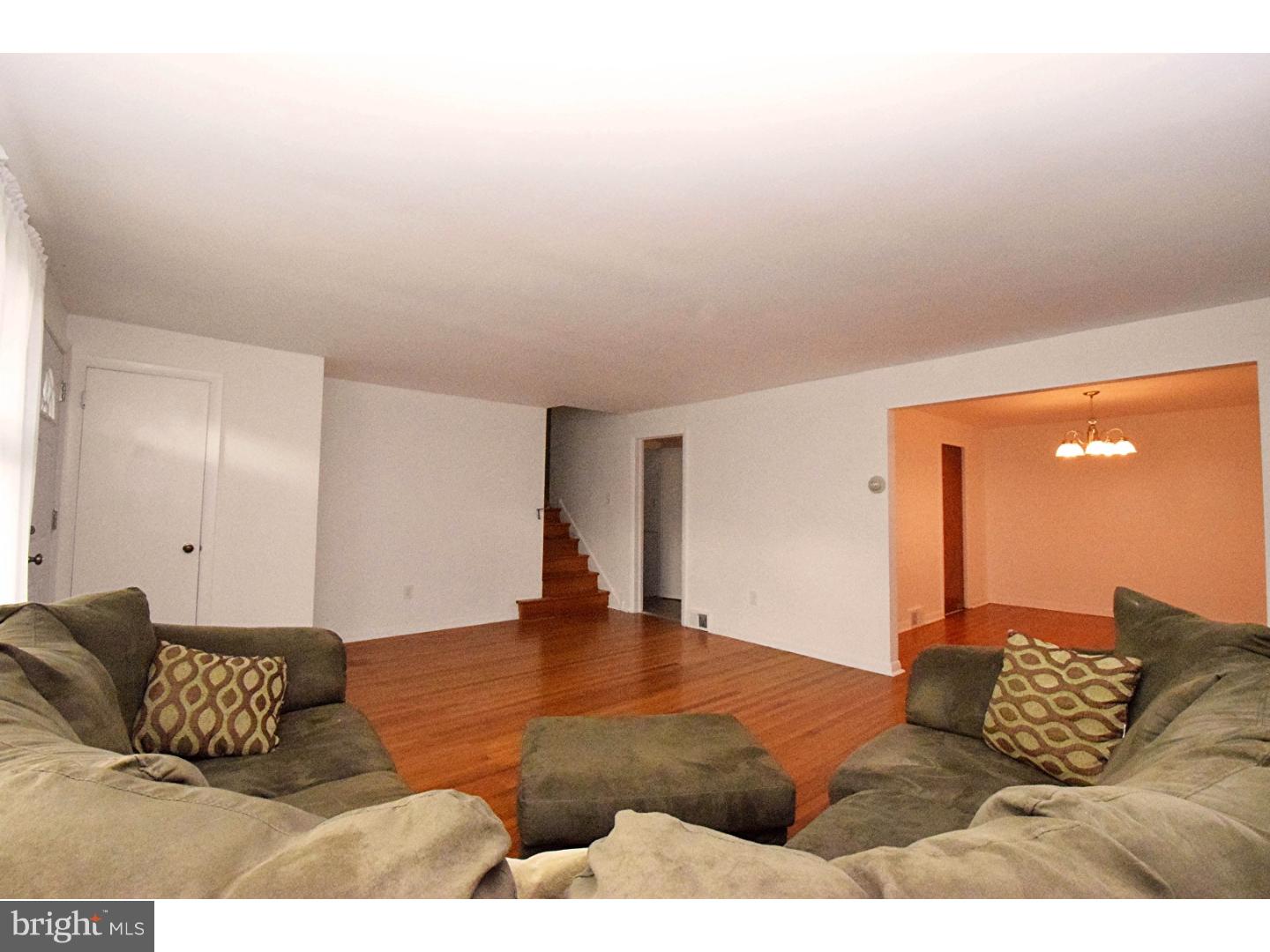 361 Lester Road Springfield, PA 19064 - Photo 4 of 16