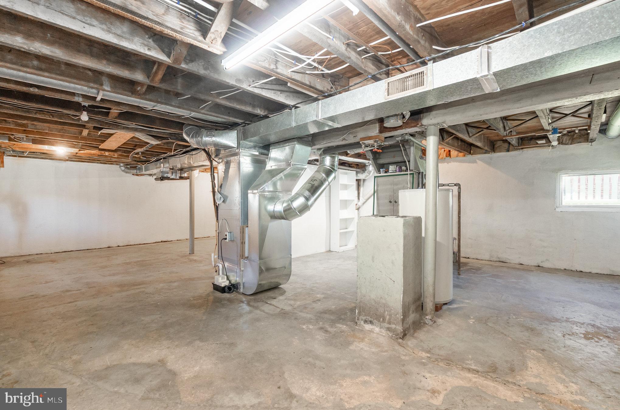 7401 Greenbank Road Baltimore, MD 21220 - Photo 37 of 58 a view of empty room