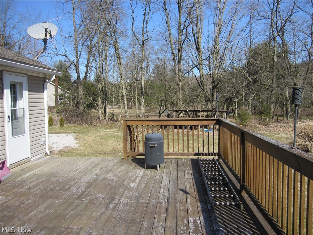 9497 Overton Road Burbank, OH 44214 - Photo 10 of 32 Gallery Image 10
