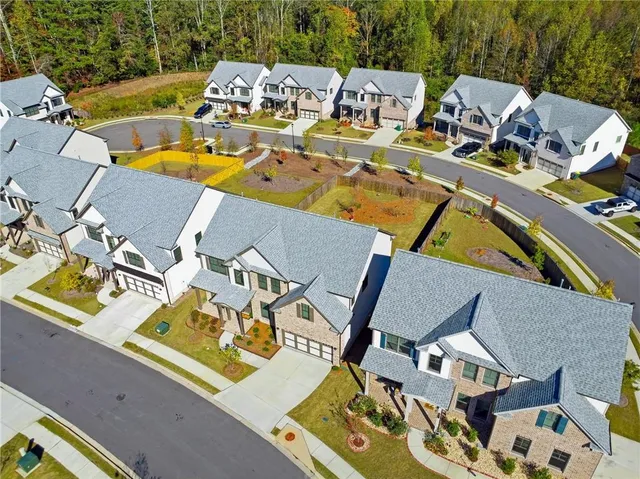 a view of a swimming pool with a tub