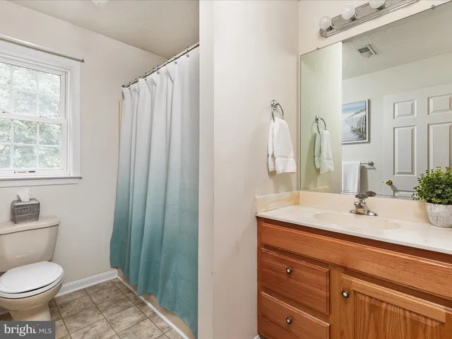 $2,450 | 138 Kerfoot Avenue, Front Royal, VA 22630