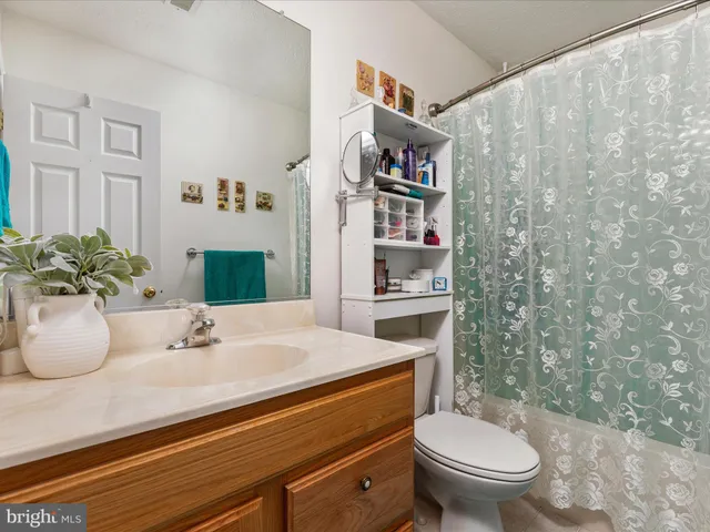 $2,450 | 138 Kerfoot Avenue, Front Royal, VA 22630