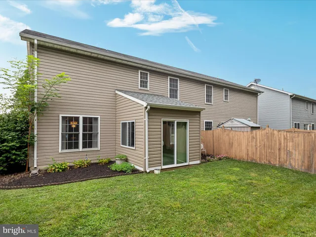 $2,450 | 138 Kerfoot Avenue, Front Royal, VA 22630