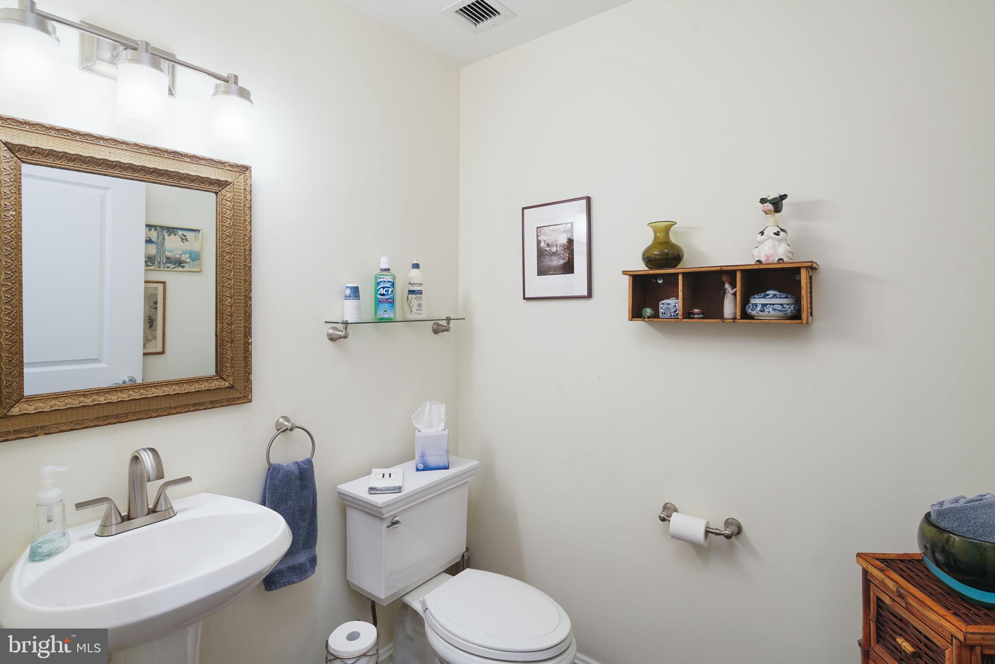 901 North Penn Street, Unit R2003 Philadelphia, PA 19123 - Photo 12 of 52