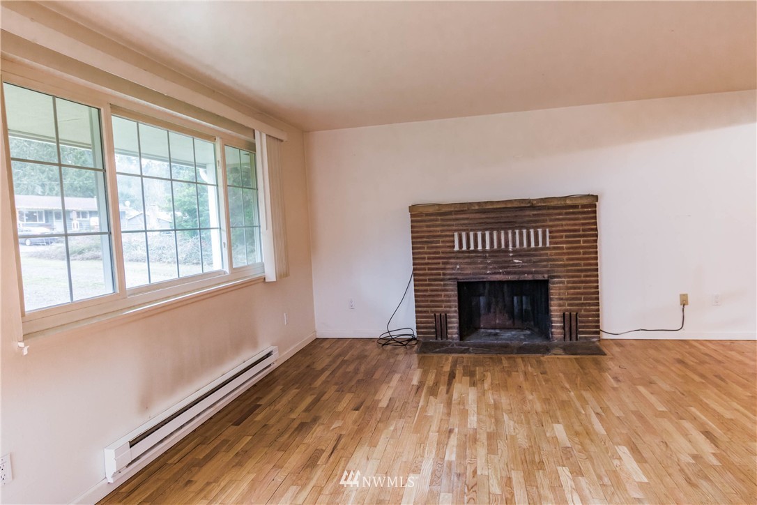 13648 197th Avenue Southeast Renton, WA 98059 - Photo 4 of 15 Gallery Image 4