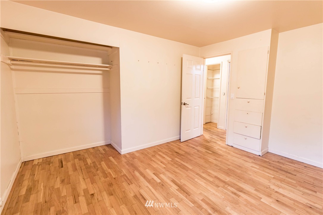 13648 197th Avenue Southeast Renton, WA 98059 - Photo 8 of 15 Gallery Image 8