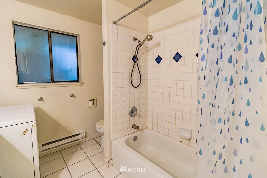 13648 197th Avenue Southeast Renton, WA 98059 - Photo 10 of 15 Gallery Image 10