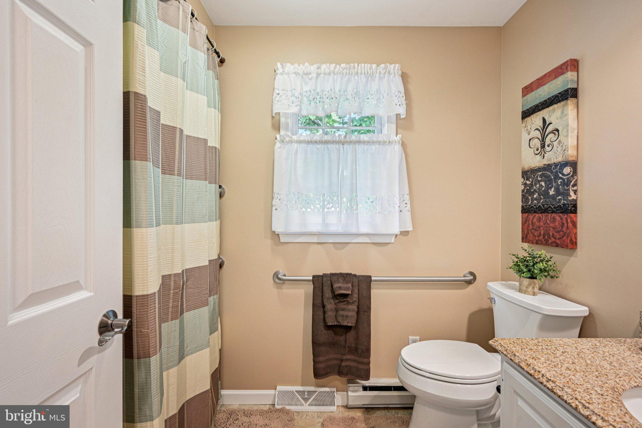 1325 Wynewood Road Orefield, PA 18069 - Photo 14 of 35 Gallery Image 14