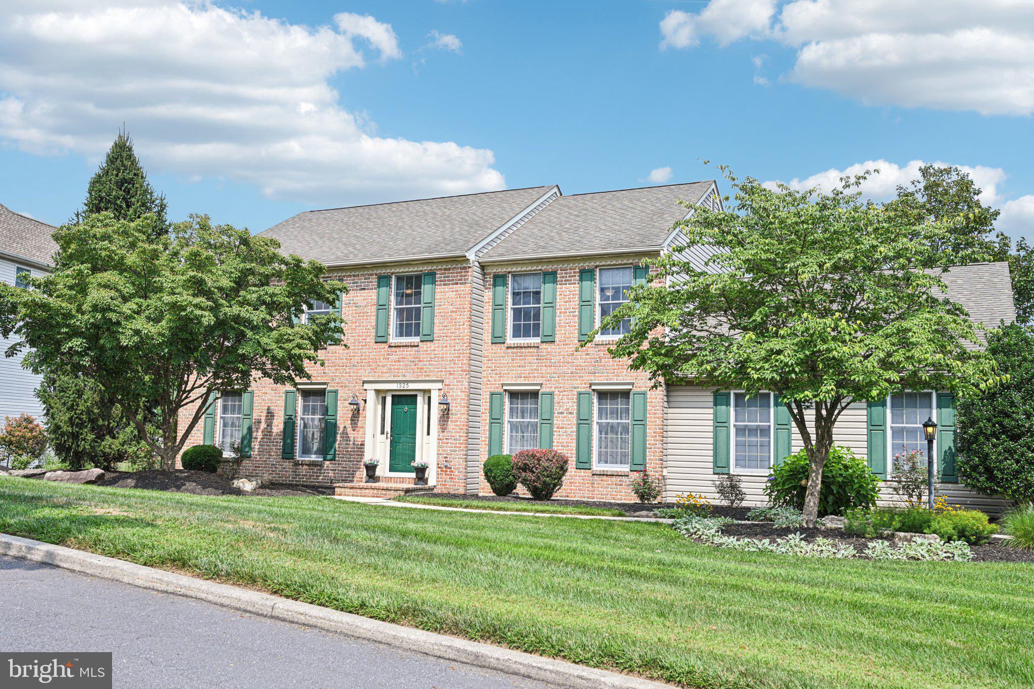 1325 Wynewood Road Orefield, PA 18069 - Photo 2 of 35 Gallery Image 2