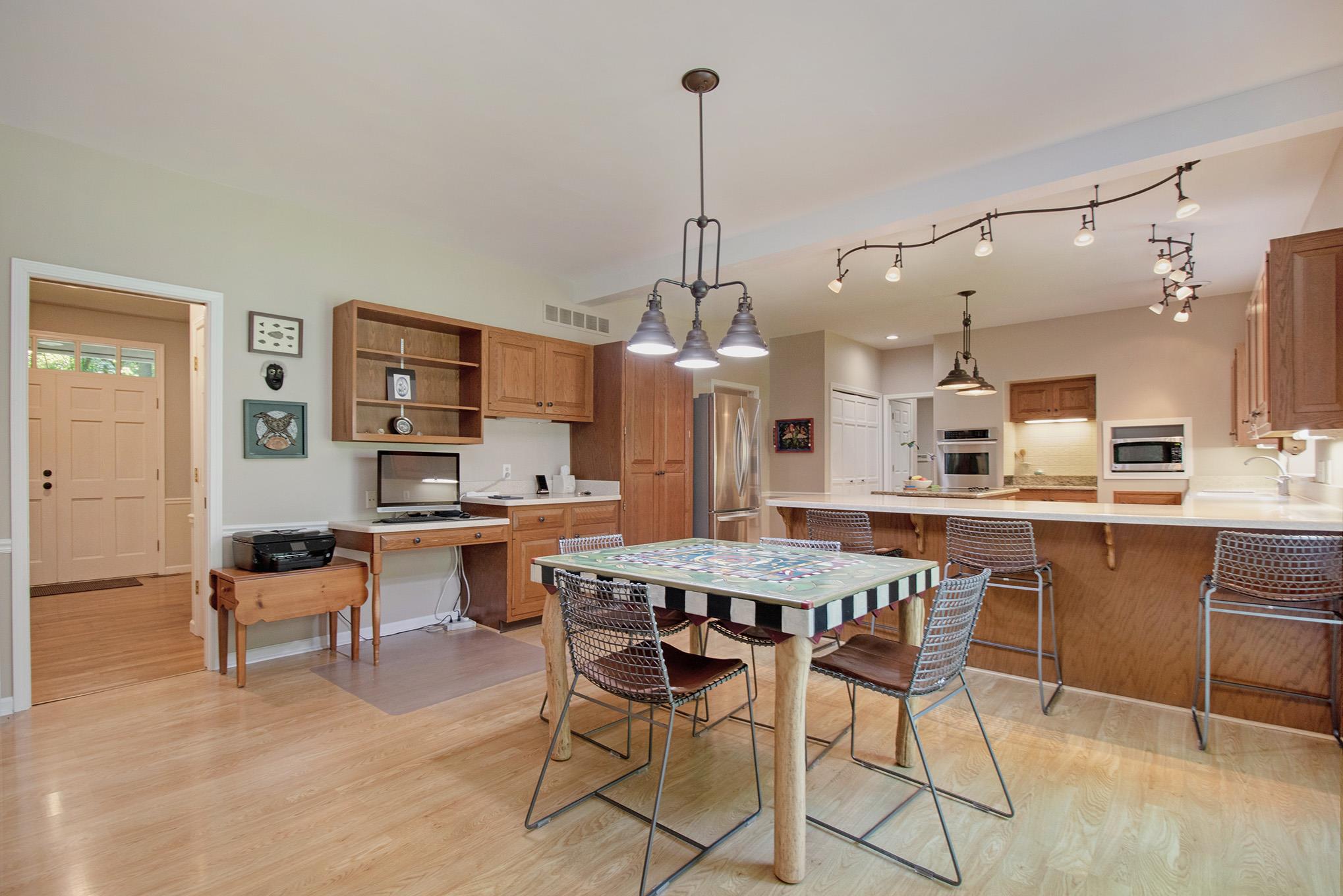 51855 Hickory Road Granger, IN 46530 - Photo 14 of 36 Gallery Image 14