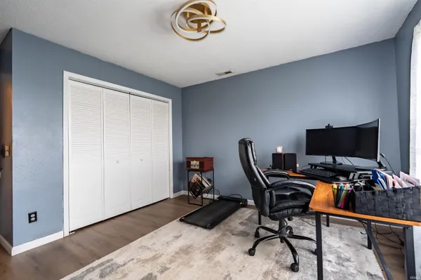 $259,900 | 940 Shore Bend Boulevard, Kokomo, IN 46902