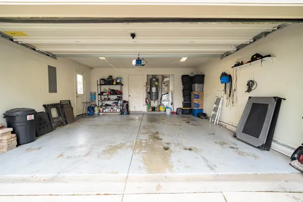$259,900 | 940 Shore Bend Boulevard, Kokomo, IN 46902