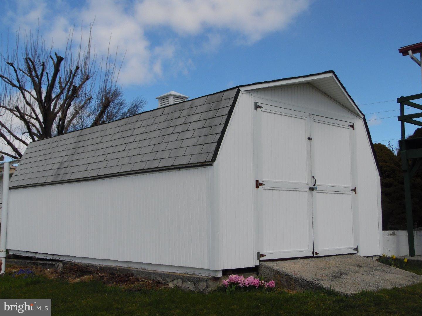 3566 Golden Key Road Kempton, PA 19529 - Photo 23 of 25 Storage Shed