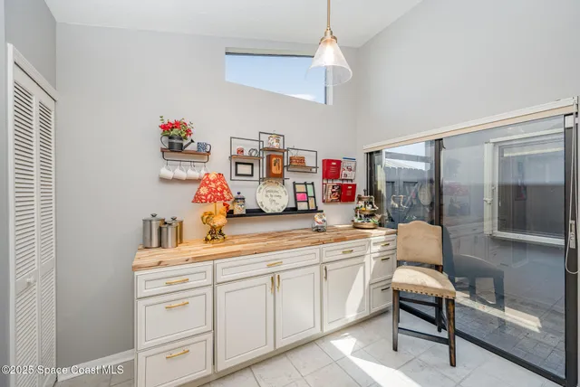 $298,900 | 1423 Independence Avenue, Melbourne, FL 32940